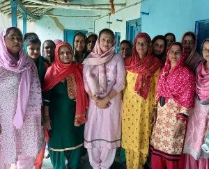 ज्वालामुखी : बीडीसी आरती राणा ने लोअर घलोर में सुनी जनसमस्याएं