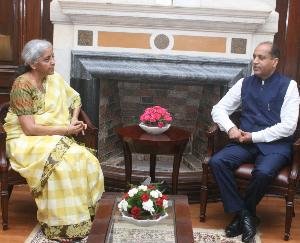 मुख्यमंत्री ने की केंद्रीय वित्त मंत्री से भेंट