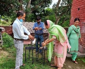 जसवां-परागपुर : रा.व.मा.पा कूहना में हैंडवाश की उपयोगिता को लेकर जागरुक्ता कार्यक्रम का आयोजन