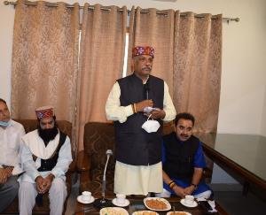 Energy Minister Sukhram Chaudhary listened to public problems in Kunihar