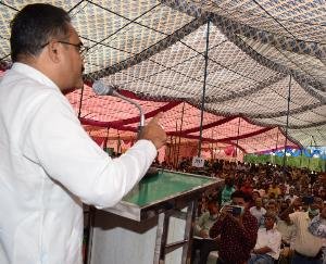 सोलन : संवेदनाशीलता के साथ करें समस्याओं का निपटारा-बिक्रम सिंह, जनमंच में 74 शिकायतें तथा 71 मांगे प्रस्तुत