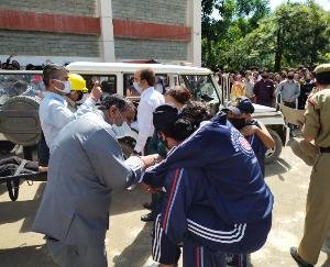 करसोग महाविद्यालय में किया गया भूकंप आपदा से बचने के लिए मॉक ड्रिल का आयोजन