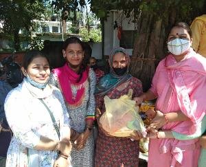 Sujanpur: Prime Minister's birthday celebrated under the service hi dedication program