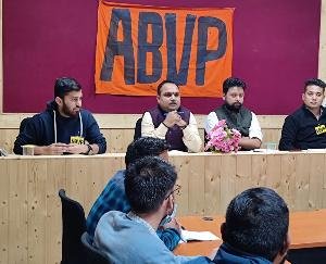 शिमला :अभाविप हिमाचल प्रदेश विश्वविद्यालय इकाई की इकाई बैठक आयोजित 