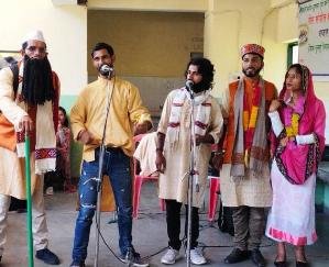 Kullu: Special promotional campaign organized by the artists of Anushka Kala Manch Nagawain