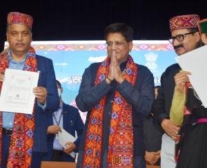Weavers Service and Design Resource Center to be set up in Kullu: Piyush Goyal