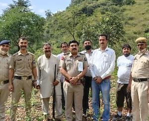 दाड़लाघाट : टैंक में फसें भालू के बच्चों को वन विभाग की टीम ने किया रेस्क्यू