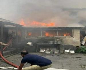 Kullu: A fierce fire broke out in Annapurna Hotel in Akhara Bazaar