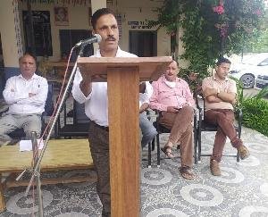 Darlaghat: Education dialogue program organized in Government Senior Secondary School, Dhundan
