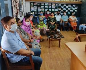 ज्वालामुखी स्कूल में शिक्षा सँवाद का आयोजन