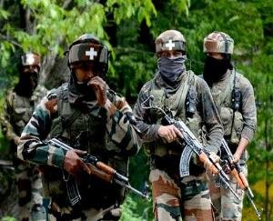 A big success for the soldiers in Jammu and Kashmir's Pulwama, a terrorist of Lashkar-e-Taiba arrested
