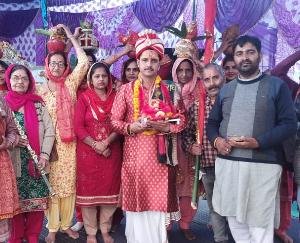 Kangra: Bhagwat story started in Paragpur, Sumit Shastri is praising