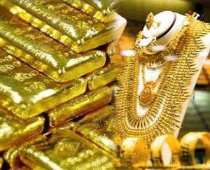 Gold rate dropped after reaching record high, know what is today's gold price