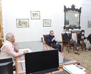 Shimla: Governor reviews security arrangements in border areas