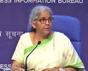 Modi government filled the bags of the states, decided to give two installments to the states this month from the central taxes