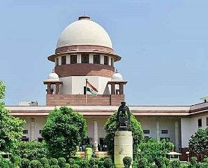 Hearing in Supreme Court regarding pollution in Delhi, Central government not in favor of work from home