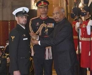 Amit-Kumar-of-Lahdu-got-Shaurya-Chakra-a-wave-of-happiness-in-the-village