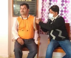 Paonta Sahib: 100 percent target of second dose of corona vaccine will be met soon - Dr Ajay Deol
