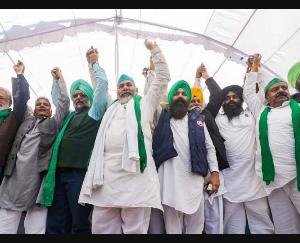 The farmers' movement is not over yet, the government should guarantee the MSP and give compensation to the families of the killed farmers.