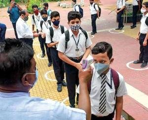 Schools will open in Delhi from today, were closed due to pollution first verdict news