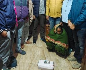 Indora: Woman arrested with 9.26 grams of chitta in Dhamota village