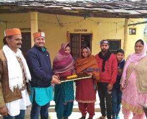 Kangra: Social worker Mukesh Thakur gave omen for the marriage of needy girls