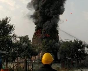 Indore: Loss of lakhs due to fire in factory in Damtal