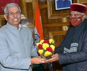 Shimla: Former MP meets Governor