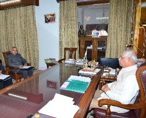 Shimla: Director of Himachal Pradesh Census Work meets Governor