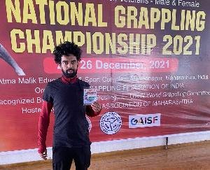 Jaswan-Pragpur: 27-year-old Raghav Jamwal named Himachal as Roshan, won gold medal in grappling