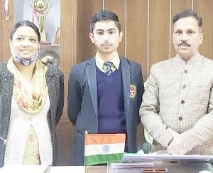 दाड़लाघाट: राज्य स्तर की प्रतियोगिता के लिए चयनित धुंदन स्कूल का छात्र पंकज चंदेल