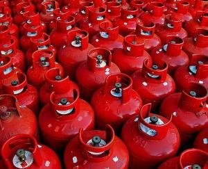 Himachal Pradesh becomes country's first LPG-free and smoke-free state