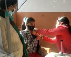 रामपुर : 15 से 18 आयु वर्ग के 5240 बच्चों को लगेगी रामपुर ब्लॉक में कोरोना वैक्सीन, 8 जनवरी तक चलेगा अभियान