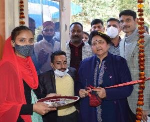 Sarveen Choudhary inaugurates Health and Wellness Center at Kyari