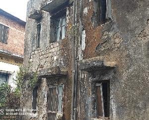 The condition of the quarters of Dada Siba Civil Hospital is dilapidated