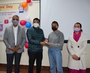 Dharamshala: New voters were honored by giving voter photo ID