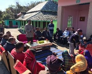 Industry Minister Bikram Thakur listened to public problems in the Gram Panchayat rally