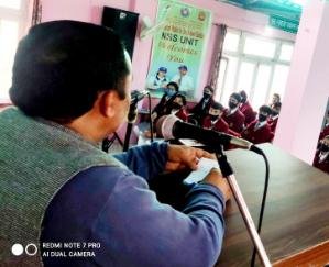 Kunihar: Organizing career counseling for students in BL Pathshala