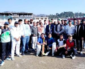 Kunihar: BDC President inaugurated the cricket tournament