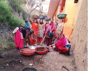  Mahila Mandal Simmu launched a cleanliness campaign in the village