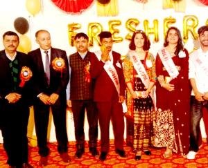 Mohit and Upasana are Mr and Miss Fresher