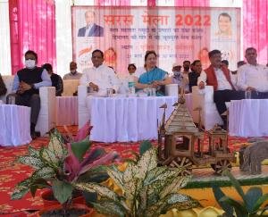 Important role of self-help groups in building a self-reliant India - Kapoor