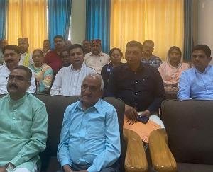 Heard Mann Ki Baat program along with distributing sports kits to 5 youth clubs