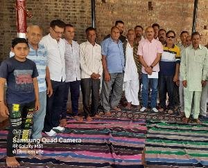 Grand welcome of former MLA on reaching Panchayat Thakurdwara