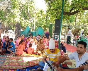  Bhajan-kirtan performed in the temple after the fulfillment of the vow