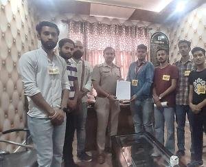 ABVP Dehra CU submitted memorandum to DSP