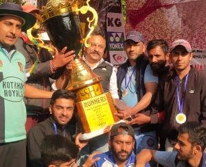 Kotkhai: Cricket competition organized by Youth Club Chadol