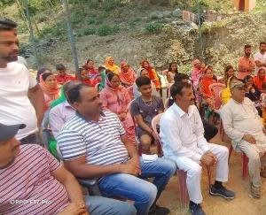 What is the BJP's stand on the issue of inflation and unemployment? : Lampblack