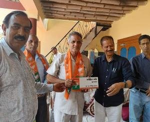 Let's go to the booth, march towards victory