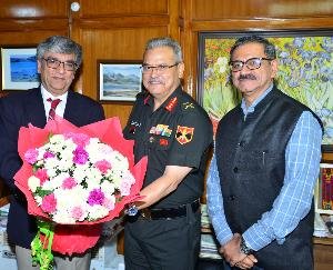 Lieutenant General SS Mahal calls on the Chief Secretary